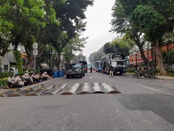 Demo Pencari Suaka Afghanistan di UNHCR Meluber, Jl Kebon Sirih Ditutup