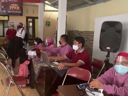 Eks Napiter di Malang dan Keluarganya Jalani Vaksinasi