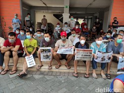 Demo Pengungsi Afghanistan di Sidoarjo, Minta Dipindah ke Negara Lain