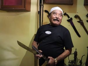 Belajar Investasi dari Bolot: Kontrakan 100 Pintu Lebih-Warisan ke Anak Rampung Belajar Investasi dari Bolot: Kontrakan 100 Pintu Lebih-Warisan ke Anak Rampung