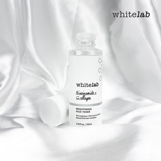 Hydrating toner