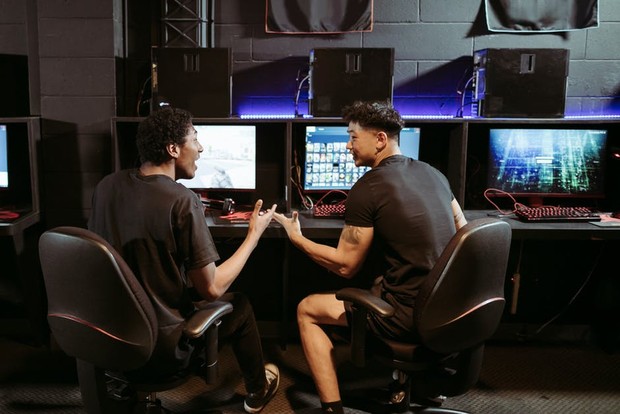 Reseller diamond atau gold game online