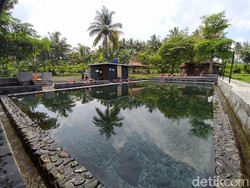 Sendang Mudal Sawangan, Berenang With A View Wisata Magelang!