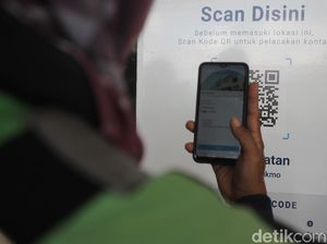 3 Ribuan Orang Positif Keluyuran di Mal, Menkominfo: Kita Tindak!