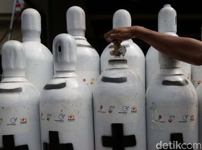 300 Tabung Oksigen untuk Bantu Pasien COVID-19