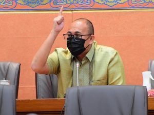 Sempat Debat Panas, Andre Rosiade Tantang Bahlil Audit Kebutuhan Semen Sempat Debat Panas, Andre Rosiade Tantang Bahlil Audit Kebutuhan Semen