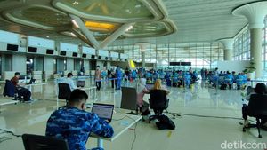 Antusias Anak-anak Hingga Lansia Ikuti Serbuan Vaksin TNI AU