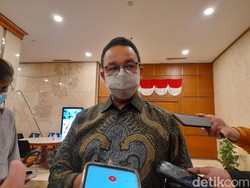 Anies Terbitkan Kepgub Baru PPKM Level 3, Mal Buka 50 Persen Kapasitas