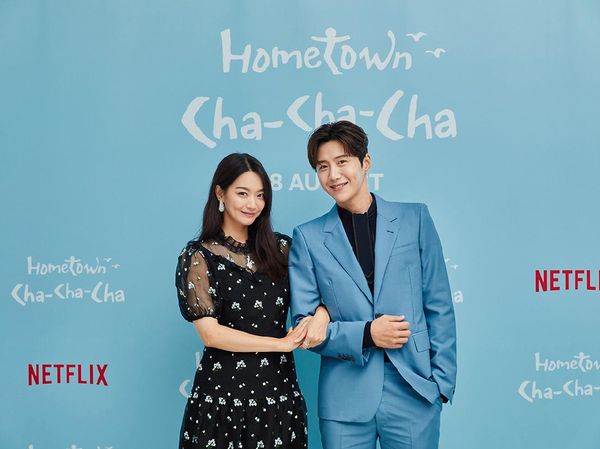 Foto Chemistry Kim Seon Ho-Shin Min Ah Jelang Tayang Hometown Cha-Cha-Cha