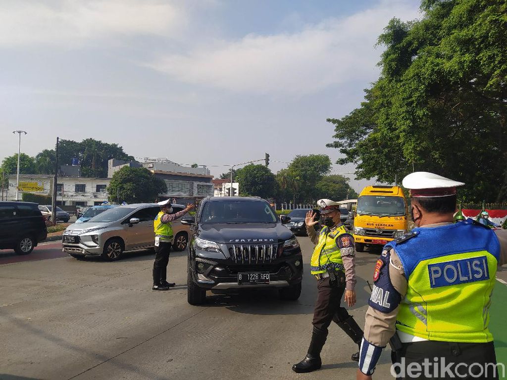 Jalur Ganjil Genap PPKM di Jakarta Terbaru, Jangan Salah Ya! Jalur Ganjil Genap PPKM di Jakarta Terbaru, Jangan Salah Ya!