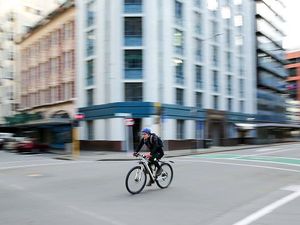 Ribuan Orang Protes Pembatasan COVID-19 di Selandia Baru