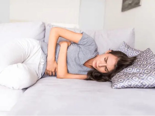 Merasakan nyeri haids/Pinterest by calmclinic Nyeri haids