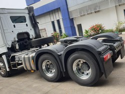Canggih! Truk Mercedes-Benz Ini Pakai CCTV Jadi Pengganti Kaca Spion