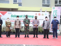 Panglima TNI dan Kapolri Tinjau Vaksinasi Massal UNISA Yogyakarta