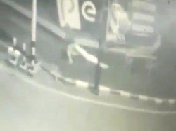 Ada-ada Saja, Pocong di Pacitan Dicuri Lalu Diletakkan di Gapura Kantor Bupati