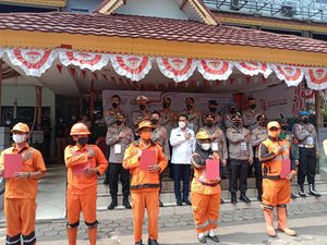 Senangnya PPSU Tebet Dapat Voucher dari Polisi: Ngebantu Banget