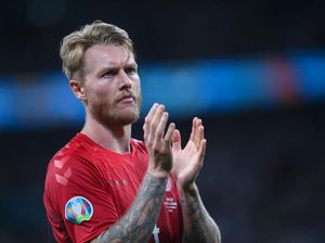 Selamatkan Nyawa Eriksen, Simon Kjaer Diganjar Penghargaan dari UEFA