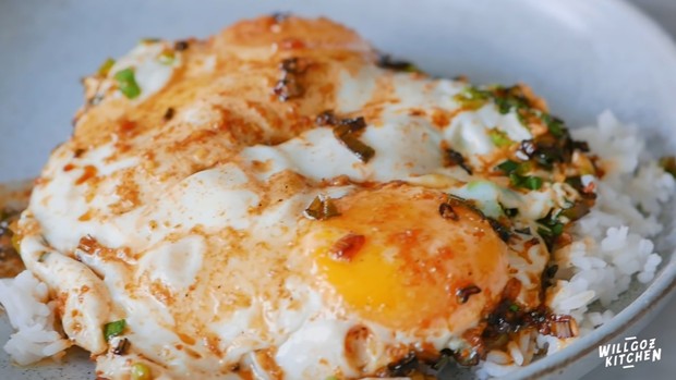 Telur kecap pontianak, sempat viral di tiktok | Foto : Youtube/Willgoz Kitchen