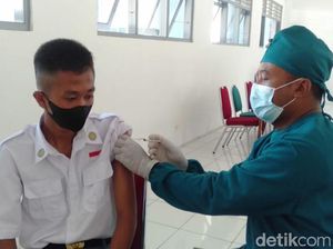 Dinkes Bantul Percepat Vaksinasi untuk Pelajar agar Siap Sekolah Tatap Muka Dinkes Bantul Percepat Vaksinasi untuk Pelajar agar Siap Sekolah Tatap Muka