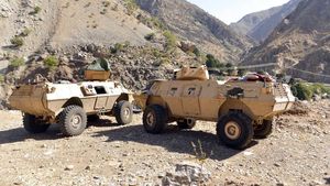 Ini Kendaraan Tempur Pasukan Milisi Anti Taliban
