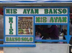 Ini Ciri-ciri Warung yang Makanannya Sudah Pasti Enak