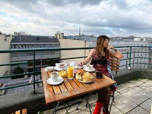 Mewahnya Gaya Helena Lim saat Ngopi di Paris hingga Barcelona Mewahnya Gaya Helena Lim saat Ngopi di Paris hingga Barcelona