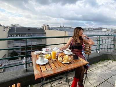 Mewahnya Gaya Helena Lim saat Ngopi di Paris hingga Barcelona