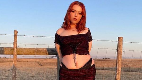 Penampilan Influencer yang Hobi Pamer Perut Bergelambir, Disindir Terlalu PD