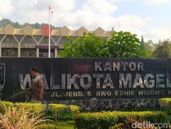Kantor Walkot Magelang Dipasangi Logo TNI, Ketua DPRD: Sangat Disayangkan