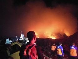Kebakaran Terjadi di TPA Heuleut Majalengka