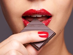 Konsumsi Kurma dan Coklat Terbukti Bantu Wanita Cepat Orgasme