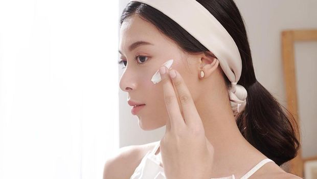 Moisturizer untuk merawat skin barrier/Foto: instagram.com/aubree.skin