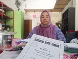 Suami Tandatangani Kuitansi Kosong, Wanita Ini Terancam Kehilangan Rumah