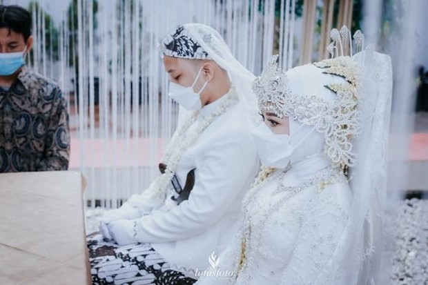 pernikahan yang diadakan di masa pandemi covid 19