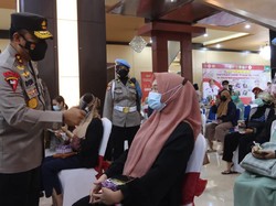 Kapolda Kalteng ke Ibu Hamil: Meski Sudah Divaksin tetap Patuh Prokes