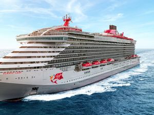 Ternyata Orang di Kapal Pesiar Minum Air Laut!