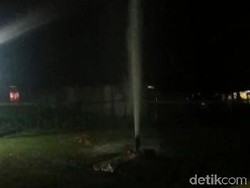 Sumur Bor di Bojonegoro Tiba-tiba Semburkan Air Setinggi 15 Meter