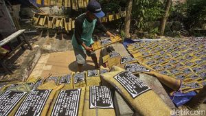 Masih PPKM Usaha Sablon Ini Tetap Bertahan