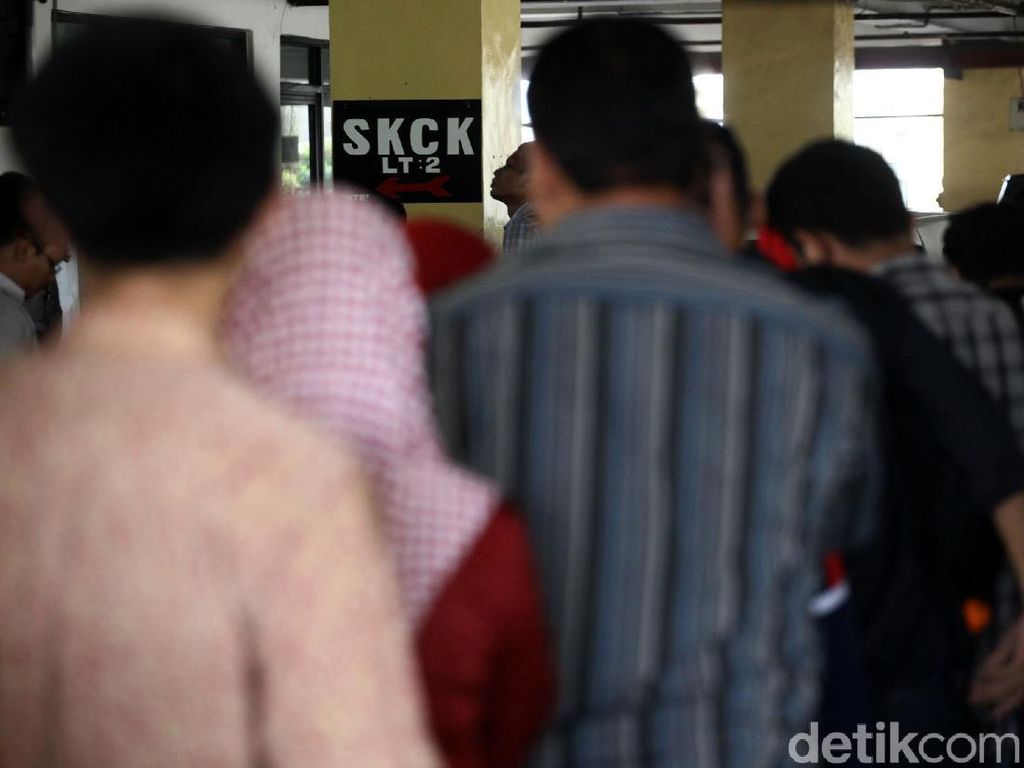 Syarat SKCK Online Terbaru 2021: Cara Membuat SKCK dan Biaya Syarat SKCK Online Terbaru 2021: Cara Membuat SKCK dan Biaya