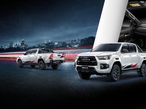 Ubahan Toyota Hilux GR Sport Nggak Nanggung: Tampilan Upgrade, Performa Nanjak Ubahan Toyota Hilux GR Sport Nggak Nanggung: Tampilan Upgrade, Performa Nanjak