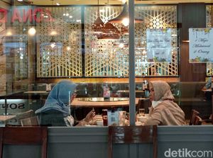 Bekasi PPKM Level 3, Kini Restoran Layani Makan di Tempat