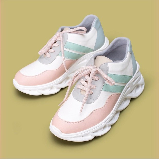 Camille Sneakers Colorbock / foto : instagram.com/adorableprojects