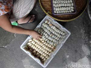 Dampak Pandemi Produksi Bakpia Turun 90 Persen