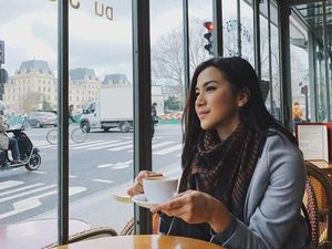 Dita Fakhrana Doyan Ngopi dan Hangout di Kafe, Ini Buktinya! Dita Fakhrana Doyan Ngopi dan Hangout di Kafe, Ini Buktinya!