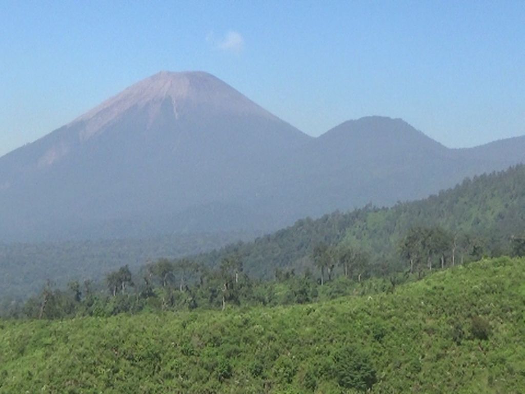 Sejarah, Legenda, dan Fakta Gunung Semeru yang Dianggap Paku Pulau Jawa