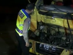 Kecelakaan Antar-Truk di Tol Cipularang, 1 Orang Tewas
