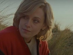 Jadi Putri Diana, Kristen Stewart Hampir Tak Dikenali di Film Spencer