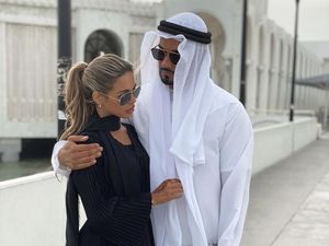 Kisah Cinta Model dengan Playboy Miliuner, Dilamar dengan Cincin Rp 28 M Kisah Cinta Model dengan Playboy Miliuner, Dilamar dengan Cincin Rp 28 M