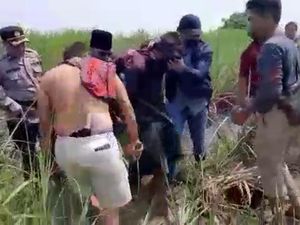 Momen Dramatis Pembunuh Karyawan Warung Sate di Mojokerto Ditangkap