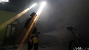 Pengasapan untuk Cegah COVID-19 di Solo